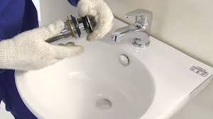 Antshome chia sẻ cách thay vòi nước lavabo chi tiết nhất